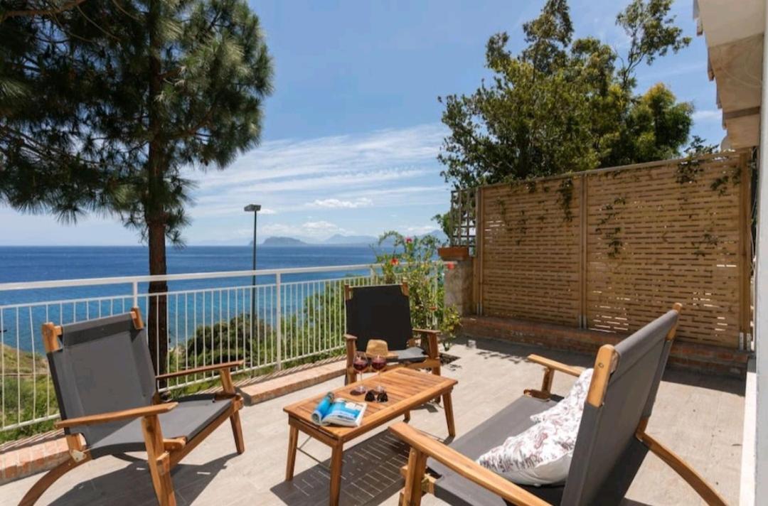 Villa'S Apartment On The Beach, Swimming Pool A/C Palermo Exterior photo